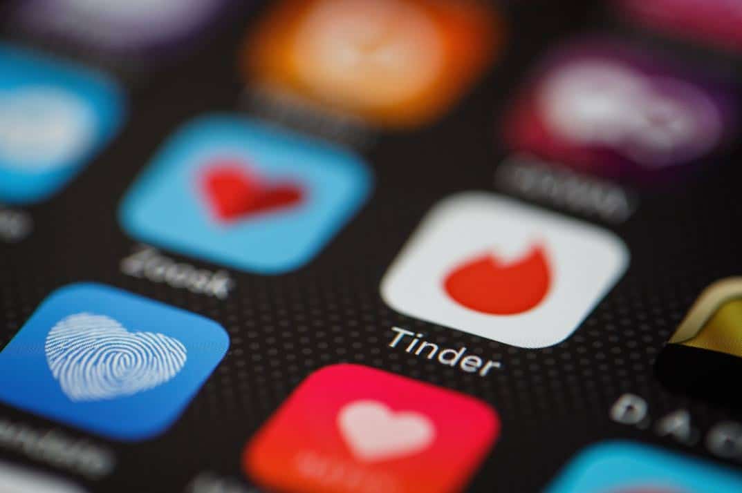 Ứng dụng hẹn hò trực tuyến Tinder tung tính năng mới